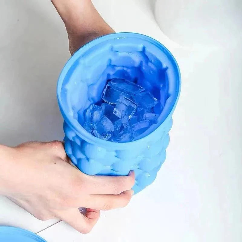 FLEXIBLE SILICONE BUCKET FOR CHILLING DRINKS
