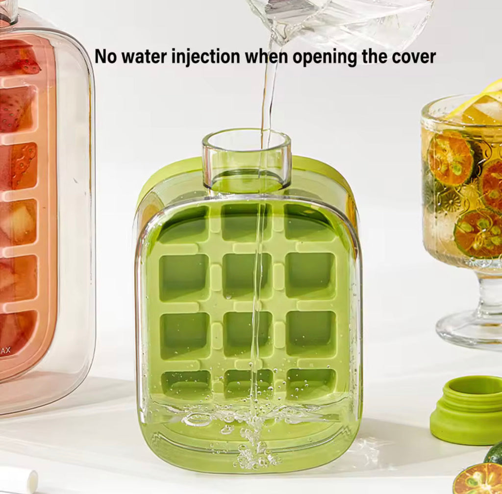PORTABLE SILICONE ICE CUBE MAKER WITH STRAW