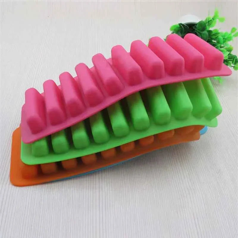 SILICONE ICE TRAY FOR CRYSTAL CLEAR CUBES