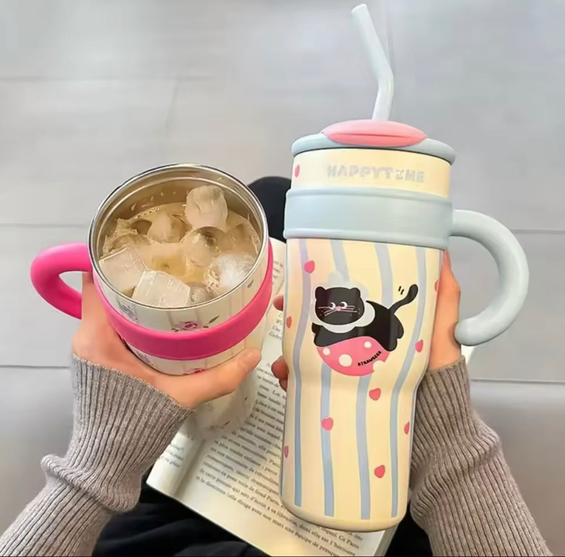 PREMIUM CUTE STAINLESS STEEL TUMBLER WITH STRAW – CARTOON CAT STYLE