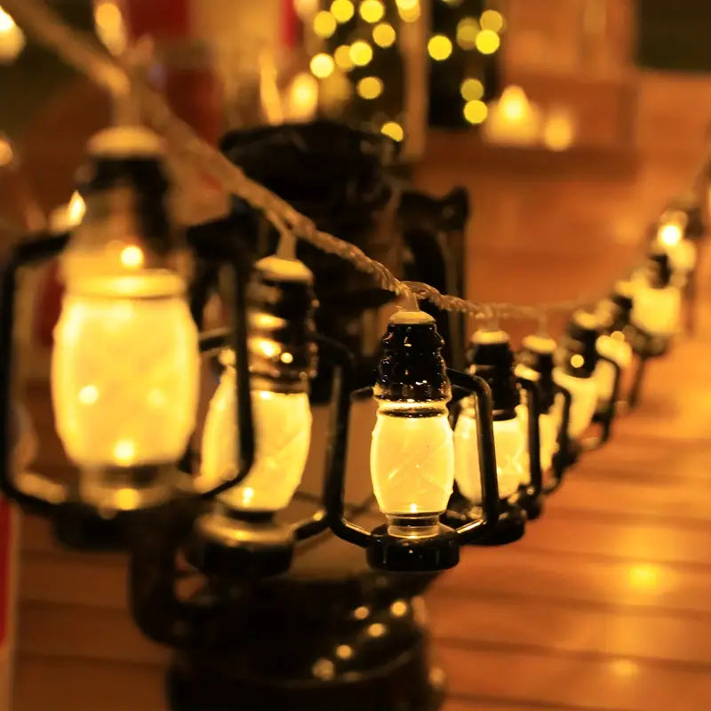 DECORATIVE VINTAGE LANTERN STRING LIGHTS SET OF 10