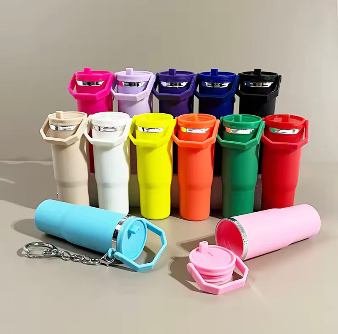 COLORFUL MINI TUMBLER KEYCHAIN – UNIQUE & ATTRACTIVE STYLE