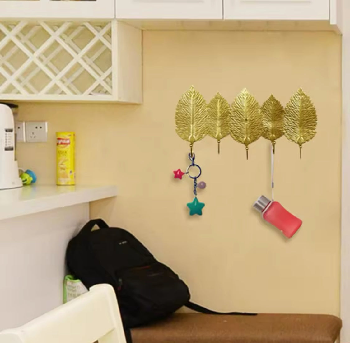 MULTIPURPOSE WALL MOUNTED METAL LEAF SHAPE HOOK