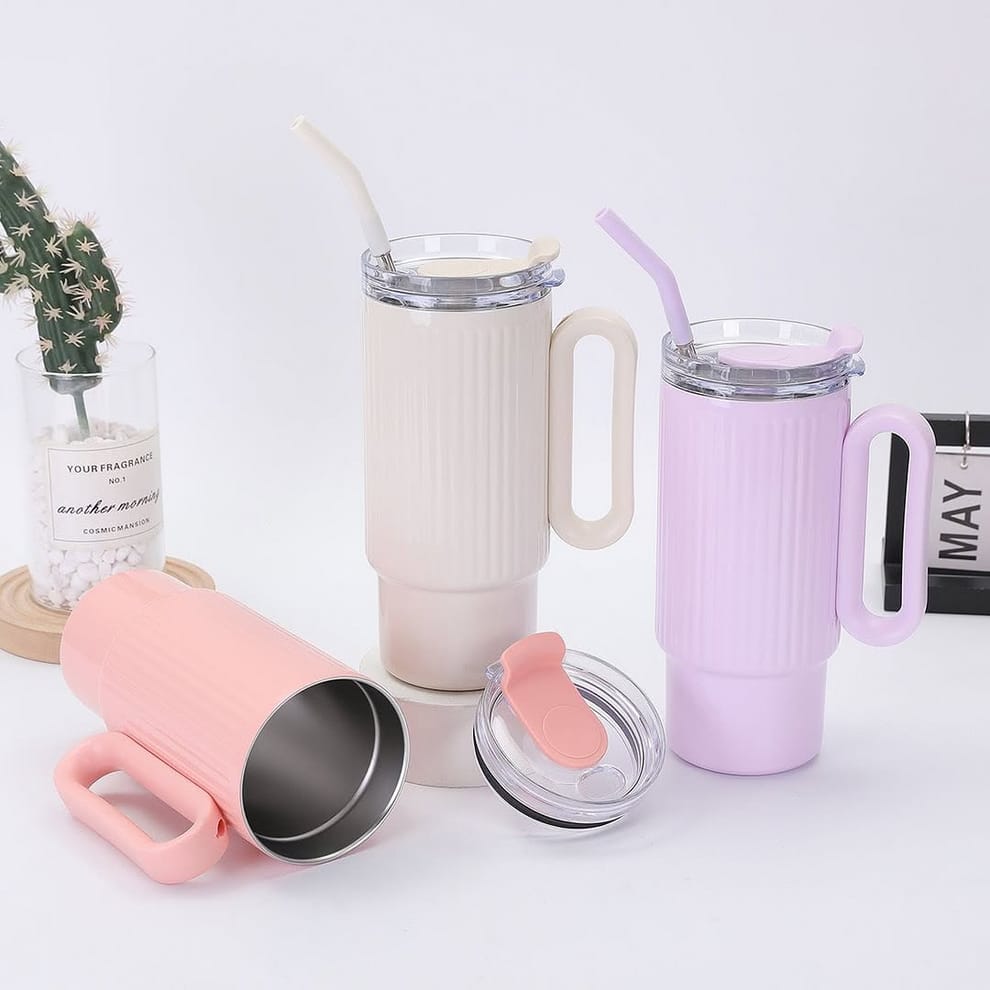 STAINLESS STEEL TUMBLER WITH STEEL STRAW (1100ML)