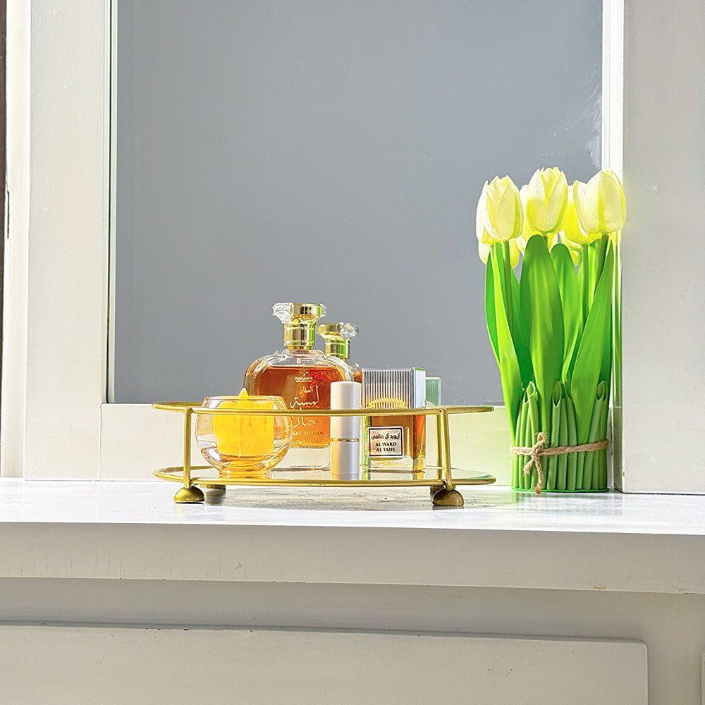 CLASSY GOLDEN VANITY DISPLAY WITH MIRROR