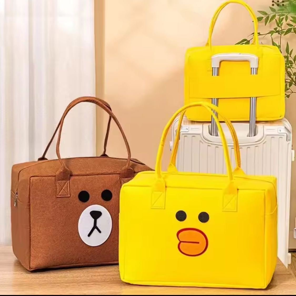 LARGE CAPACITY TRAVEL BAG