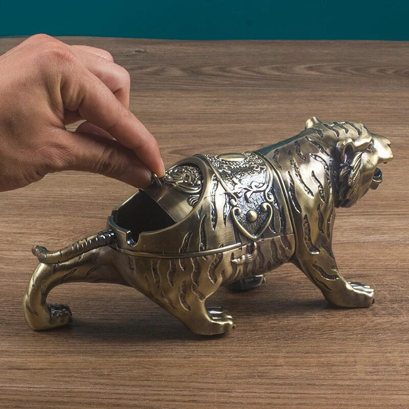 CREATIVE TIGER STYLE ASHTRAY WITH LID