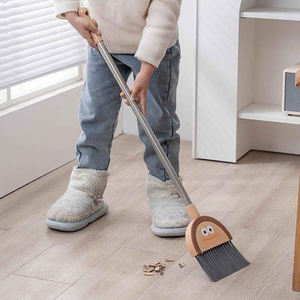 KIDS BROOM DUST PAN SET ✅