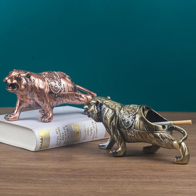 CREATIVE TIGER STYLE ASHTRAY WITH LID