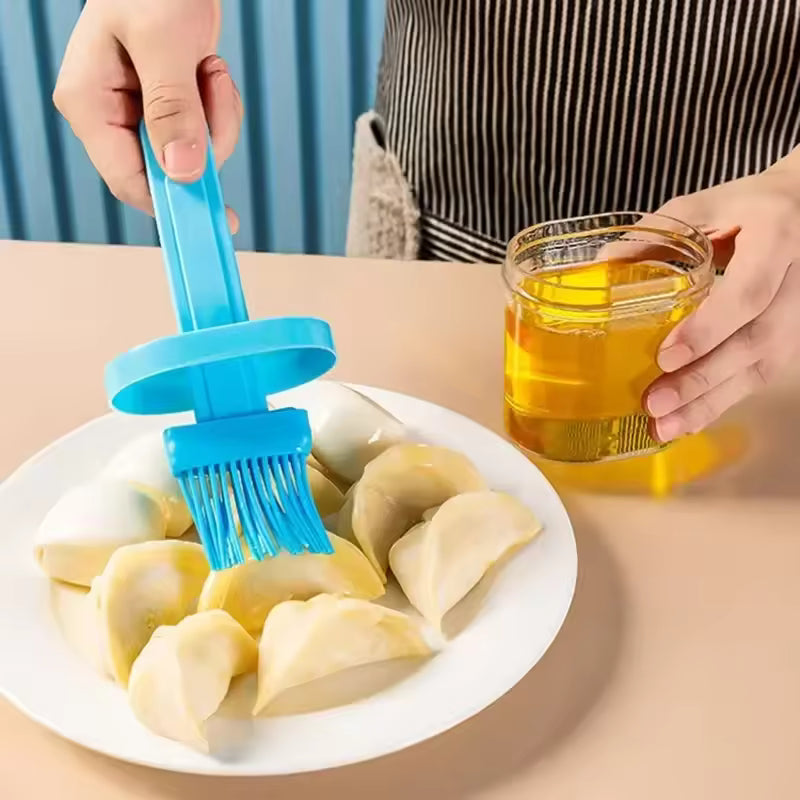 KITCHEN SILICONE OIL BRUSH FOR GRILL AND BAKING